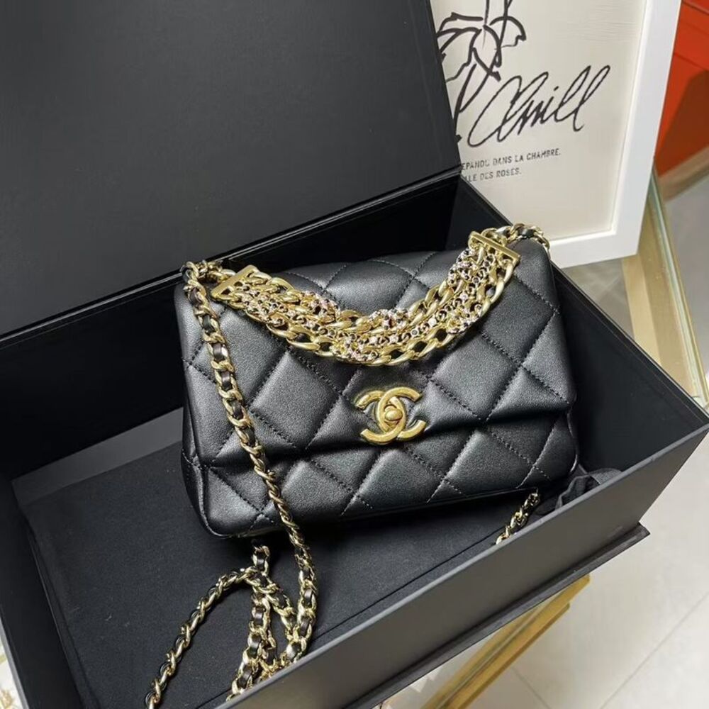 Chanel Women Pre-Loved Bag Brand New Condition